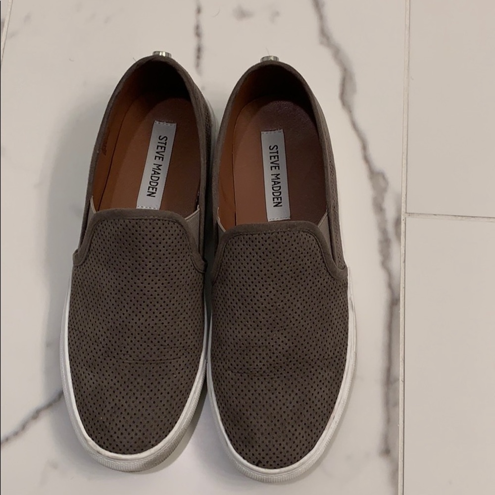 Steve madden slides